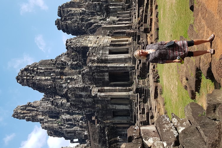 Bayon temple s ecotrails.asia